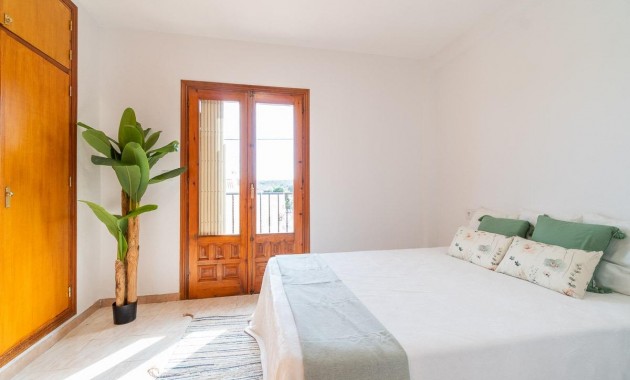 Herverkoop - Bungalow -
Torrevieja - La Siesta - El Salado - Torreta