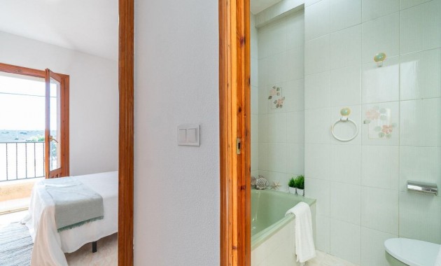 Herverkoop - Bungalow -
Torrevieja - La Siesta - El Salado - Torreta