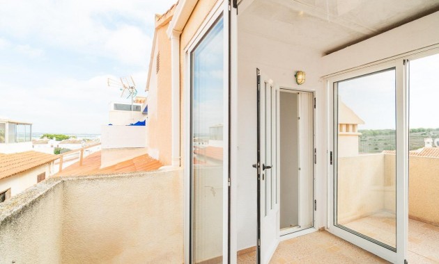 Herverkoop - Bungalow -
Torrevieja - La Siesta - El Salado - Torreta