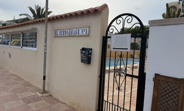Herverkoop - Bungalow -
Torrevieja - La Siesta - El Salado - Torreta