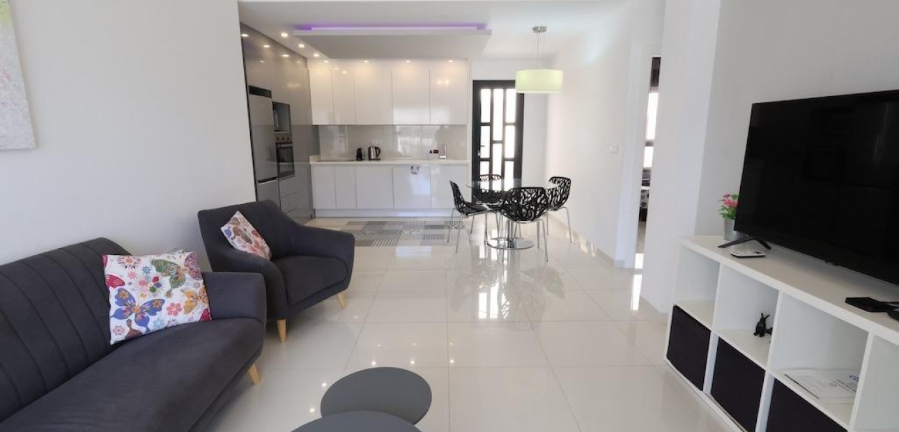 Herverkoop - Bungalow -
Orihuela Costa - La Regia