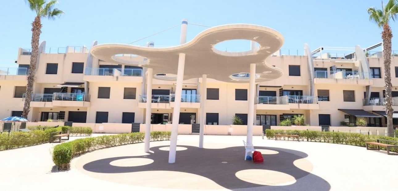 Herverkoop - Bungalow -
Orihuela Costa - La Regia