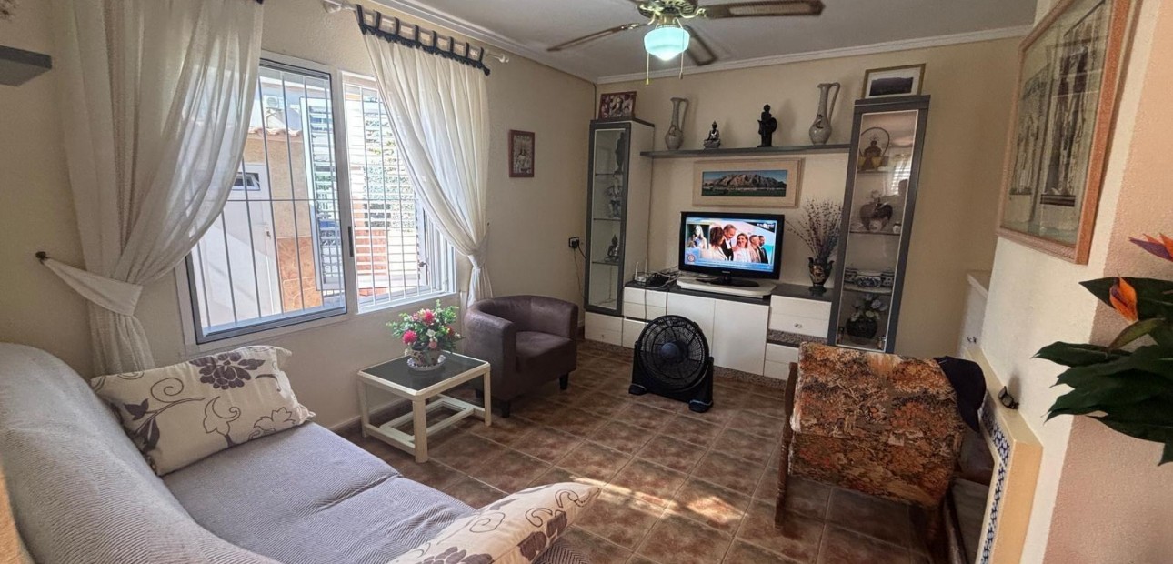 Herverkoop - duplex -
Torrevieja - Los Frutales