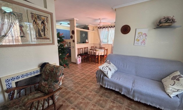 Herverkoop - duplex -
Torrevieja - Los Frutales