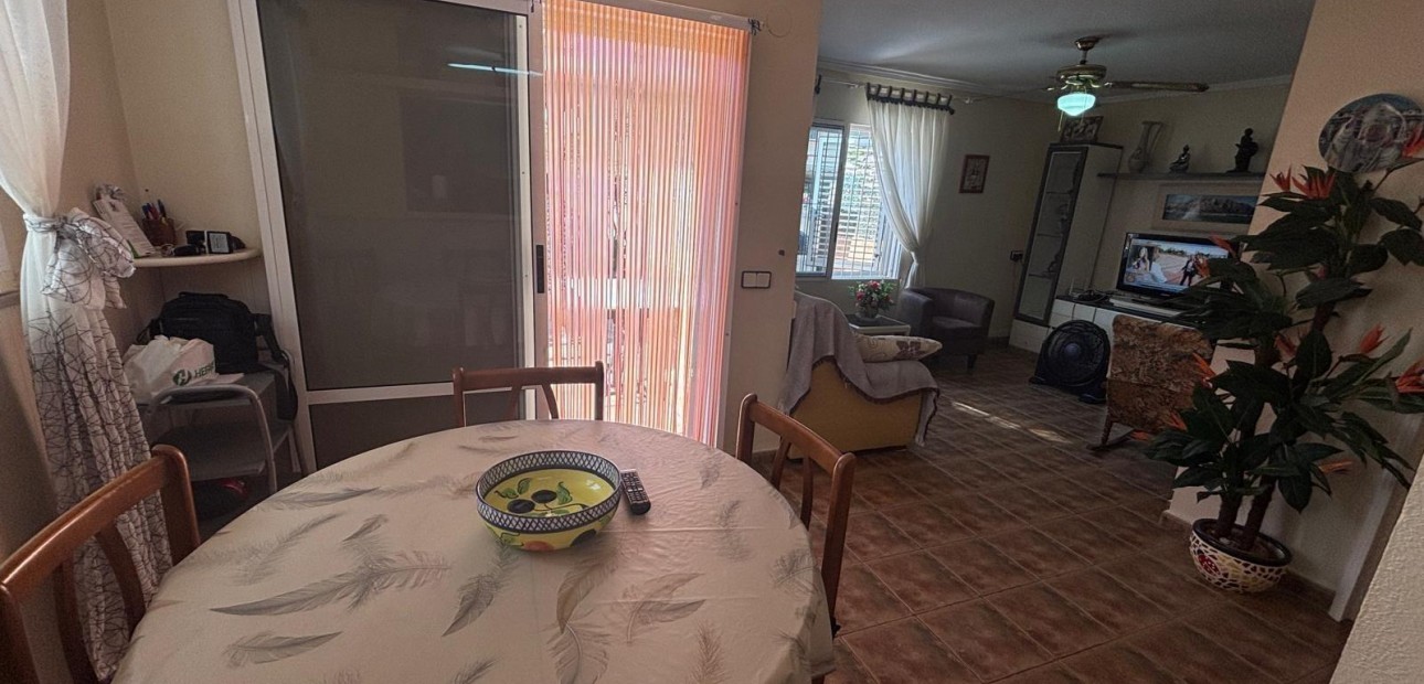 Herverkoop - duplex -
Torrevieja - Los Frutales