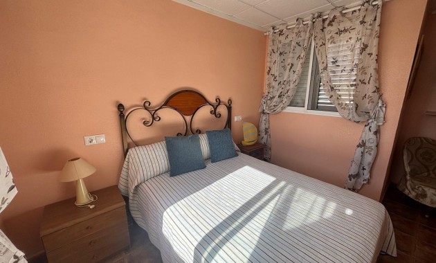 Herverkoop - duplex -
Torrevieja - Los Frutales