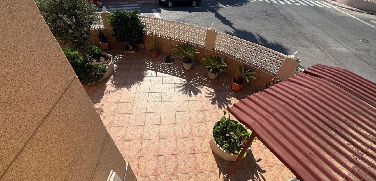 Herverkoop - duplex -
Torrevieja - Los Frutales