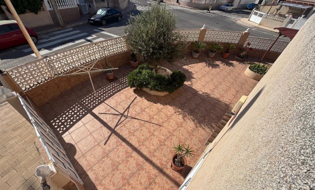 Herverkoop - duplex -
Torrevieja - Los Frutales