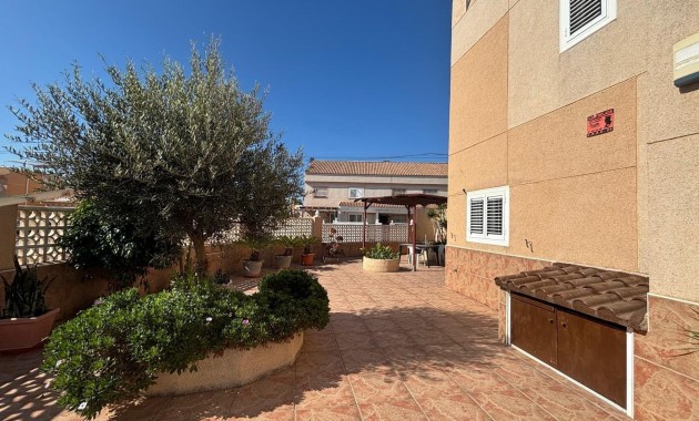 Herverkoop - duplex -
Torrevieja - Los Frutales