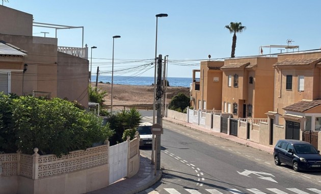 Herverkoop - duplex -
Torrevieja - Los Frutales
