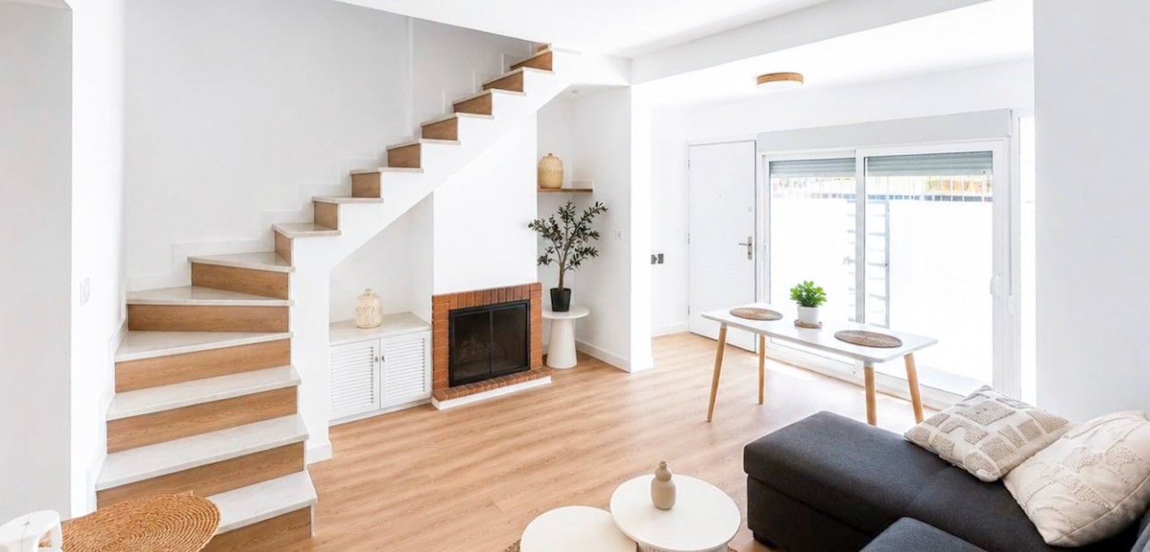 Herverkoop - Quad Villa -
Orihuela Costa - Los Altos
