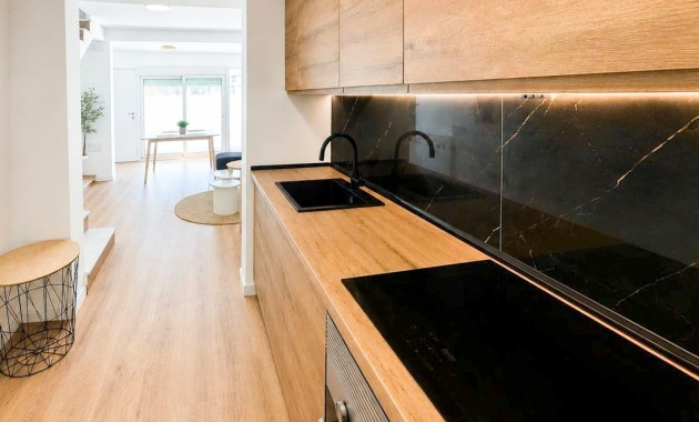 Herverkoop - Quad Villa -
Orihuela Costa - Los Altos