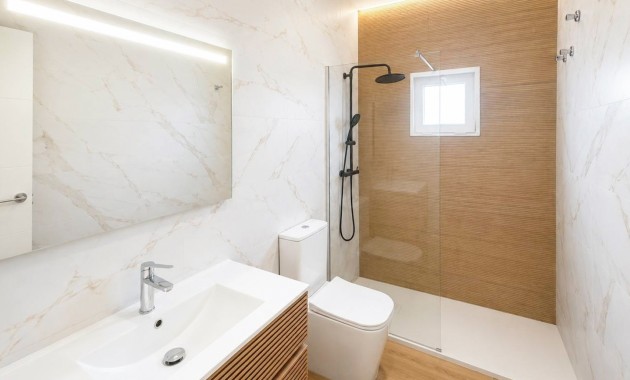 Herverkoop - Quad Villa -
Orihuela Costa - Los Altos