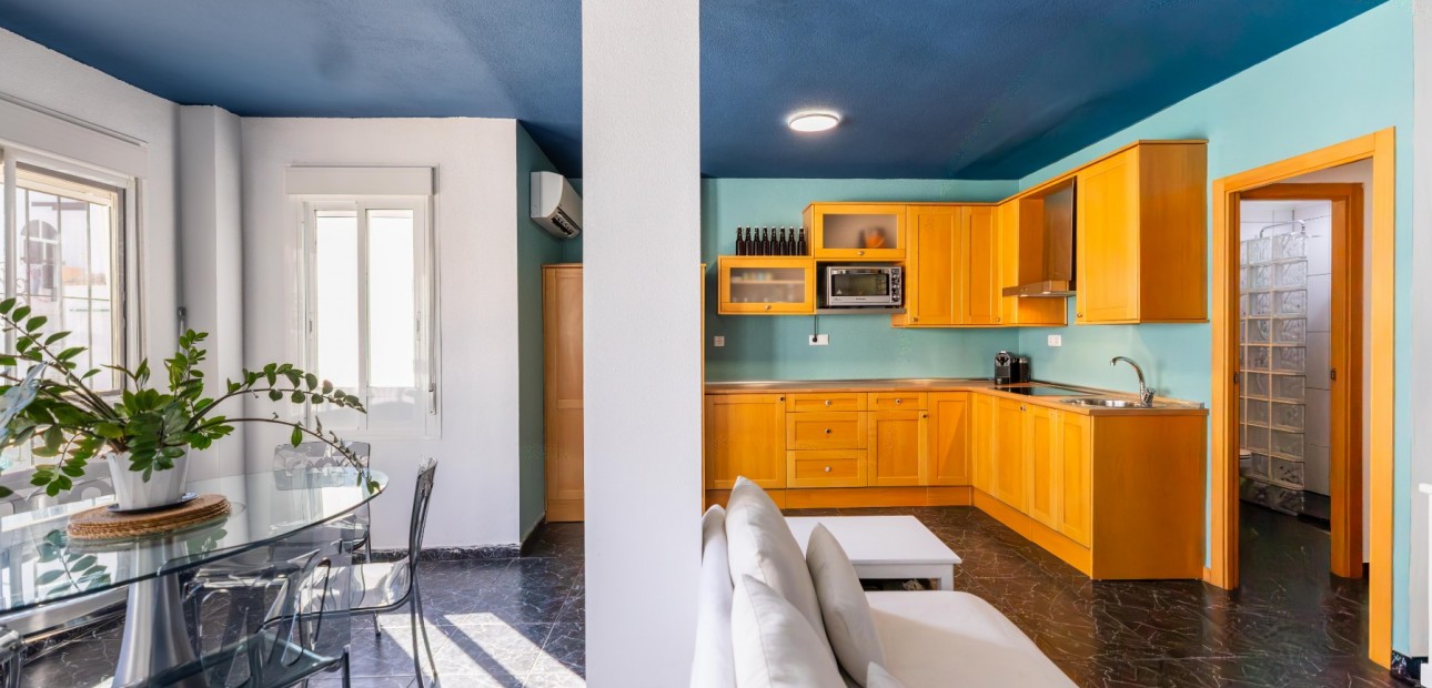 Herverkoop - Appartement / flat -
Torrevieja - Playa Los Naufragos