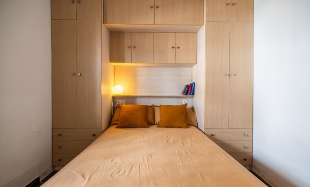 Herverkoop - Appartement / flat -
Torrevieja - Playa Los Naufragos
