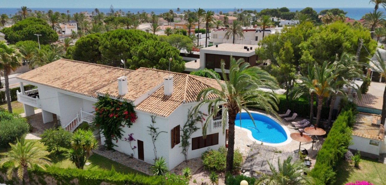Herverkoop - Detached Villa -
Orihuela Costa - Cabo Roig