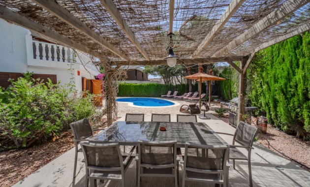 Herverkoop - Detached Villa -
Orihuela Costa - Cabo Roig