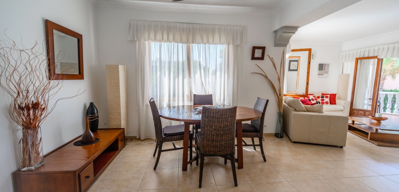Herverkoop - Detached Villa -
Orihuela Costa - Cabo Roig
