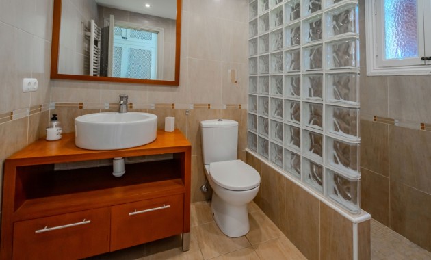 Herverkoop - Detached Villa -
Orihuela Costa - Cabo Roig