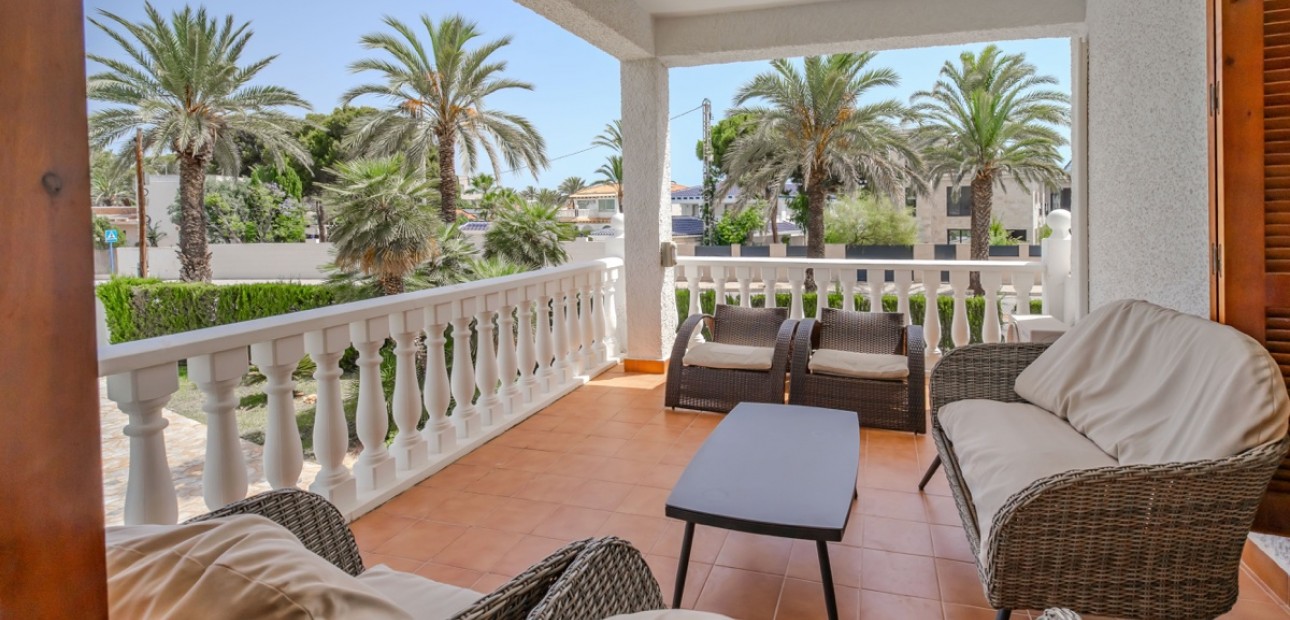 Herverkoop - Detached Villa -
Orihuela Costa - Cabo Roig
