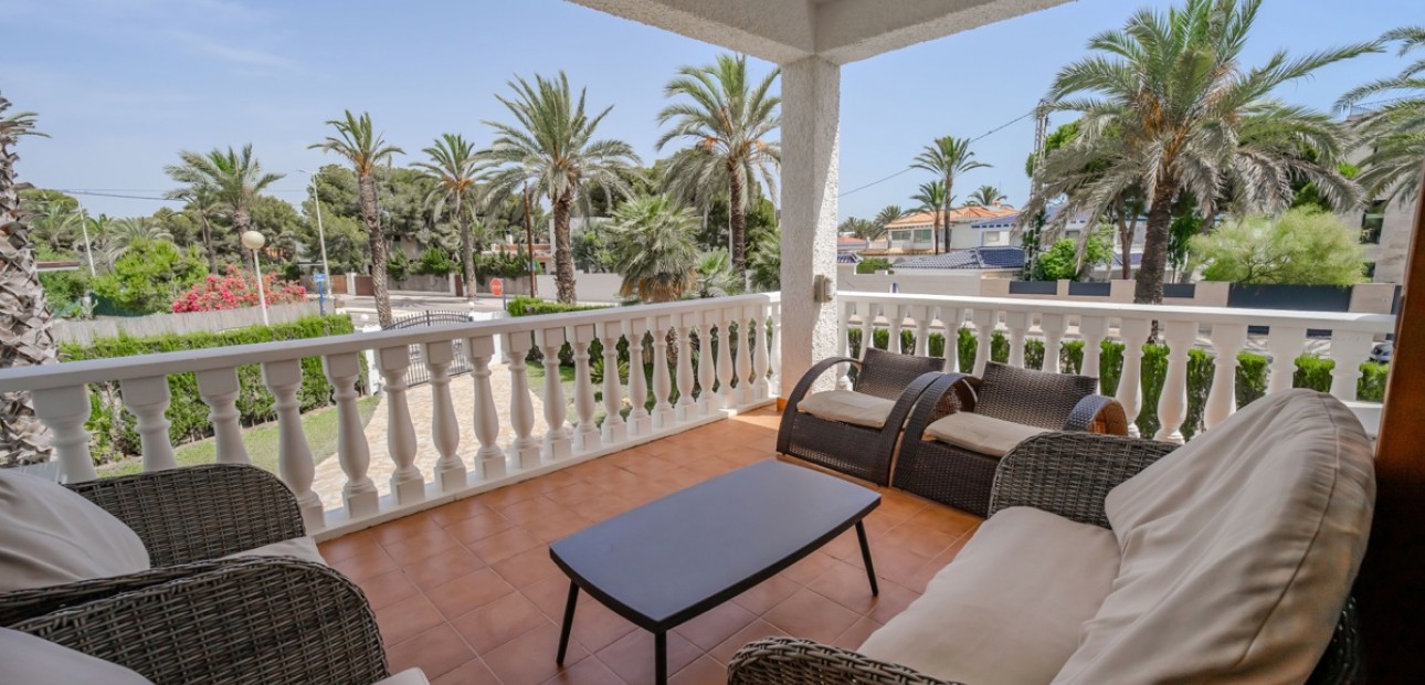 Herverkoop - Detached Villa -
Orihuela Costa - Cabo Roig