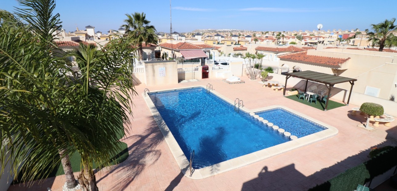 Herverkoop - Detached Villa -
Algorfa - Lo Crispin