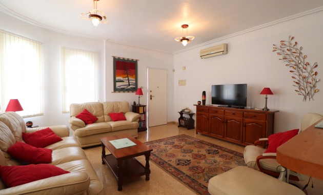 Herverkoop - Detached Villa -
Algorfa - Lo Crispin