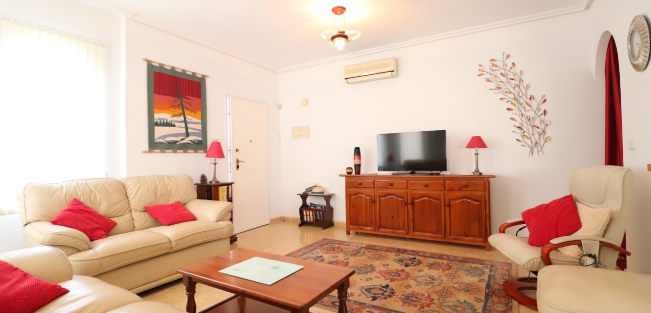 Herverkoop - Detached Villa -
Algorfa - Lo Crispin