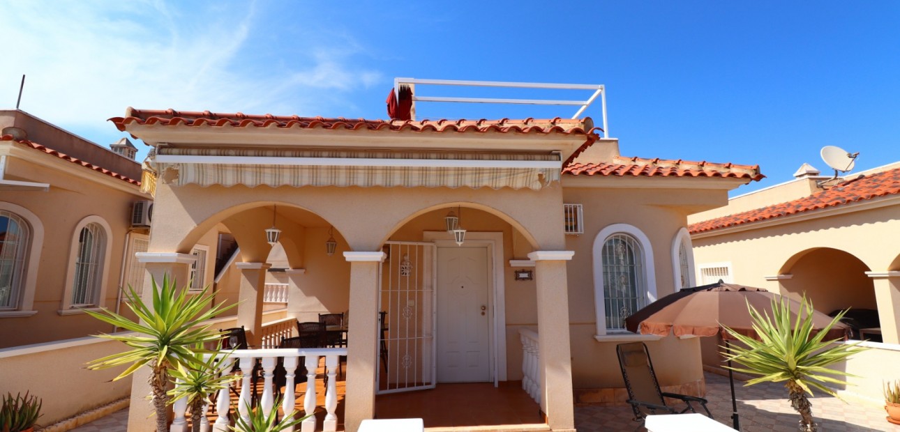 Herverkoop - Detached Villa -
Algorfa - Lo Crispin