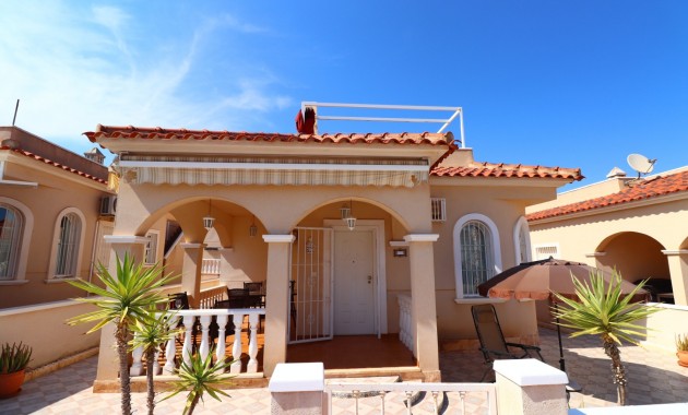 Herverkoop - Detached Villa -
Algorfa - Lo Crispin