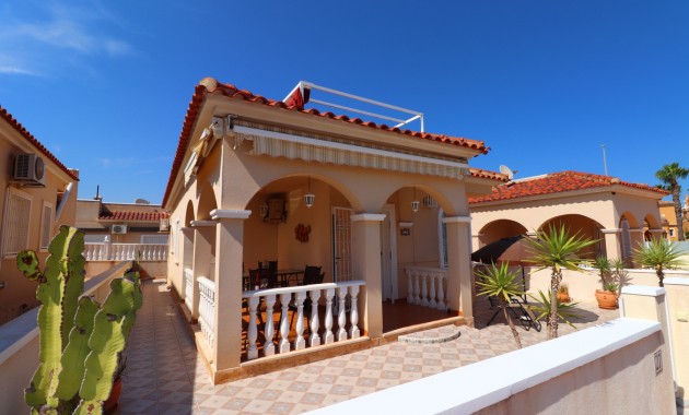 Herverkoop - Detached Villa -
Algorfa - Lo Crispin