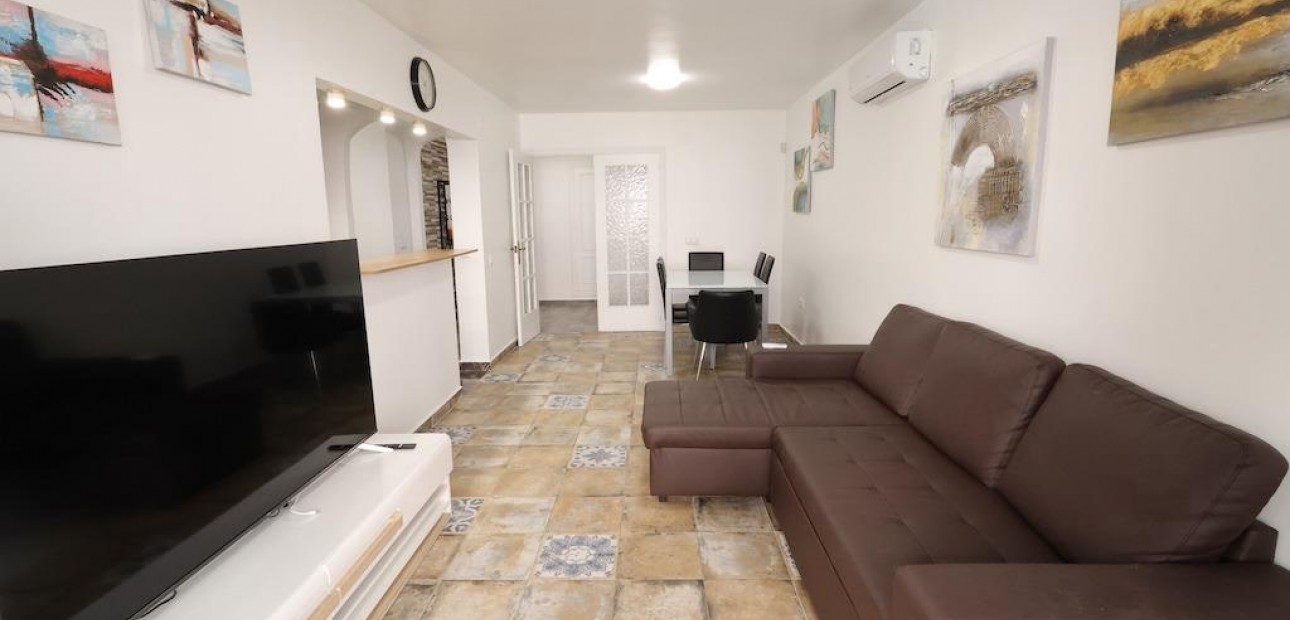 Herverkoop - Appartement / flat -
Torrevieja - Centro