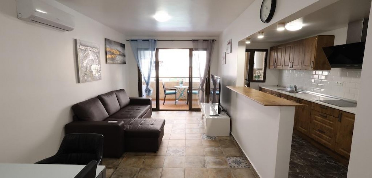 Herverkoop - Appartement / flat -
Torrevieja - Centro