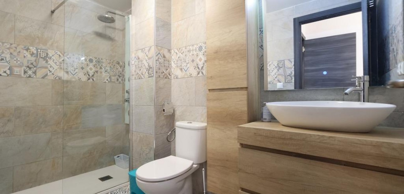 Herverkoop - Appartement / flat -
Torrevieja - Centro