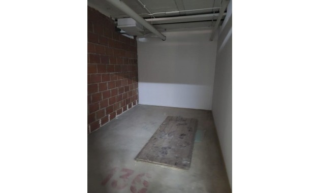 Herverkoop - Garage -
Orihuela Costa - Los Almendros-La Florida