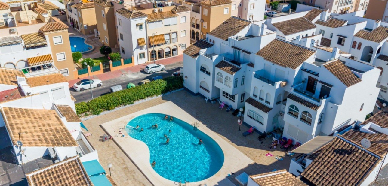 Herverkoop - Appartement / flat -
Torrevieja - Acequion