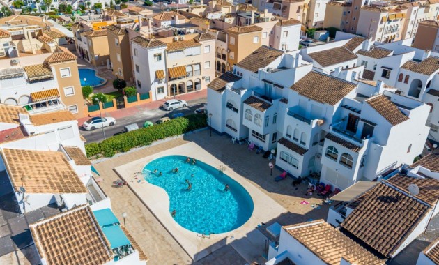 Herverkoop - Appartement / flat -
Torrevieja - Acequion