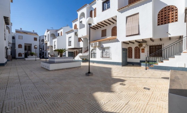 Herverkoop - Appartement / flat -
Torrevieja - Acequion