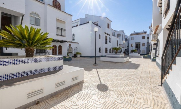 Herverkoop - Appartement / flat -
Torrevieja - Acequion