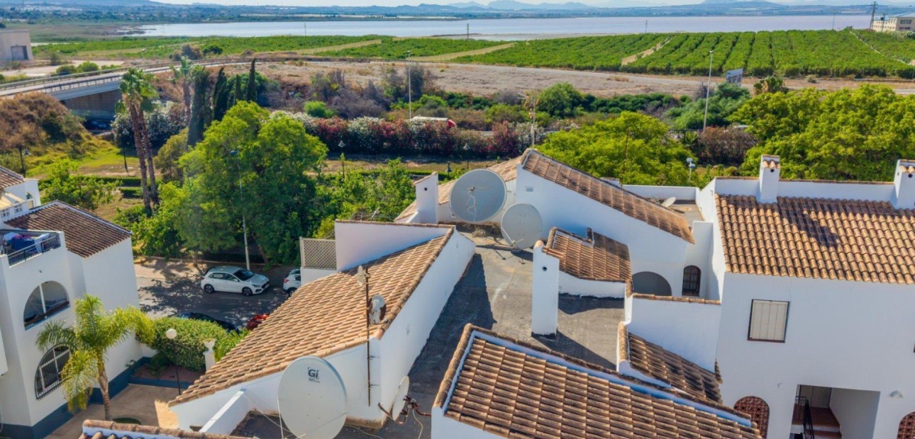 Herverkoop - Appartement / flat -
Torrevieja - Acequion