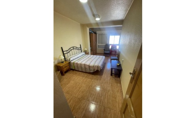 Herverkoop - Appartement / flat -
Torrevieja - Miramar - Torre del Moro