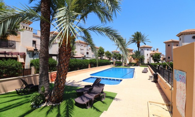 Herverkoop - Semi Detached Villa -
Algorfa - La Finca Golf Resort