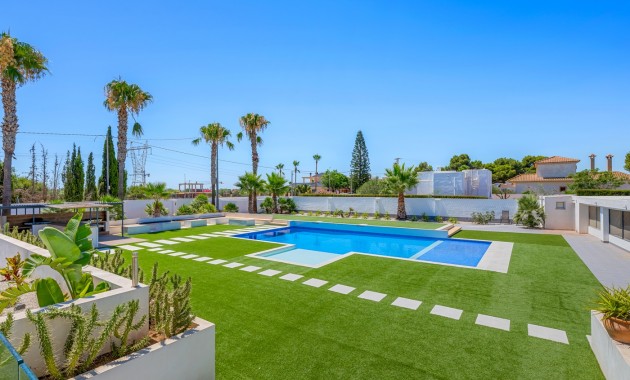 Herverkoop - Country Property -
Los Montesinos - La Herrada