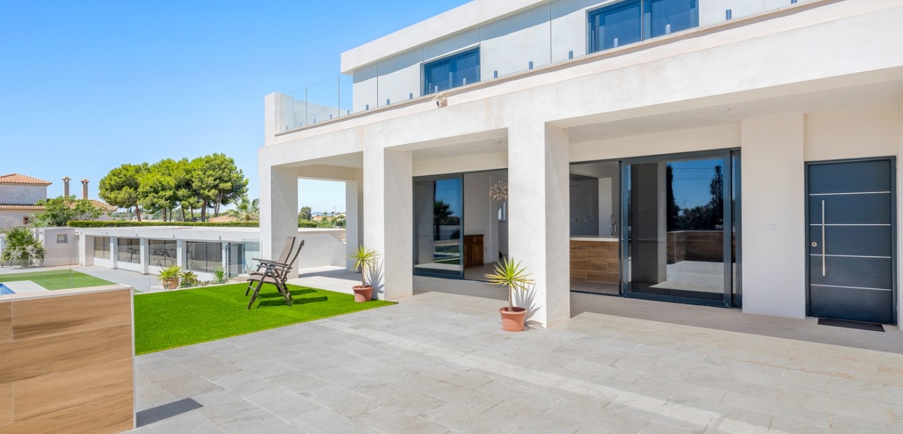 Herverkoop - Country Property -
Los Montesinos - La Herrada