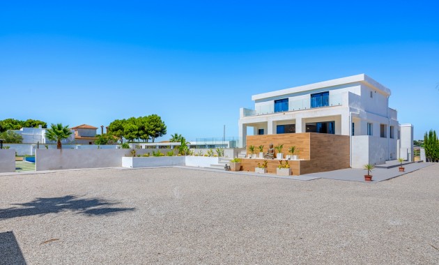 Herverkoop - Country Property -
Los Montesinos - La Herrada
