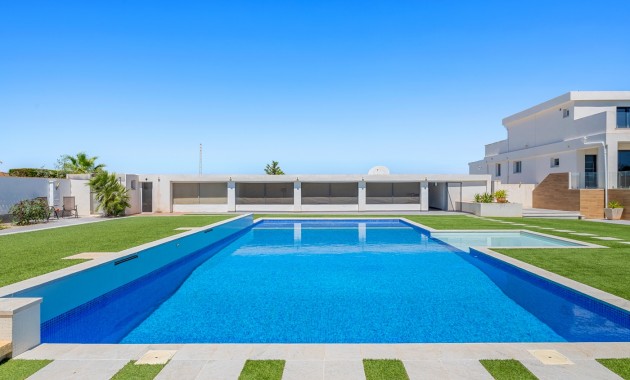 Herverkoop - Country Property -
Los Montesinos - La Herrada