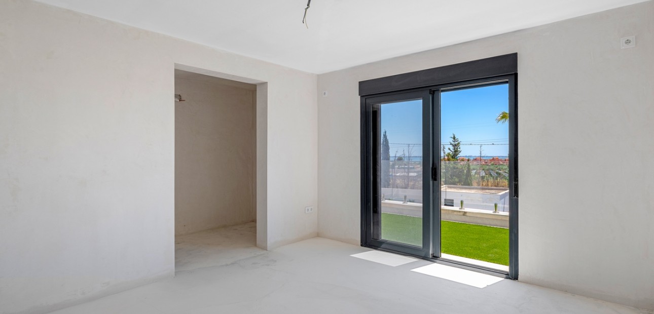Herverkoop - Country Property -
Los Montesinos - La Herrada