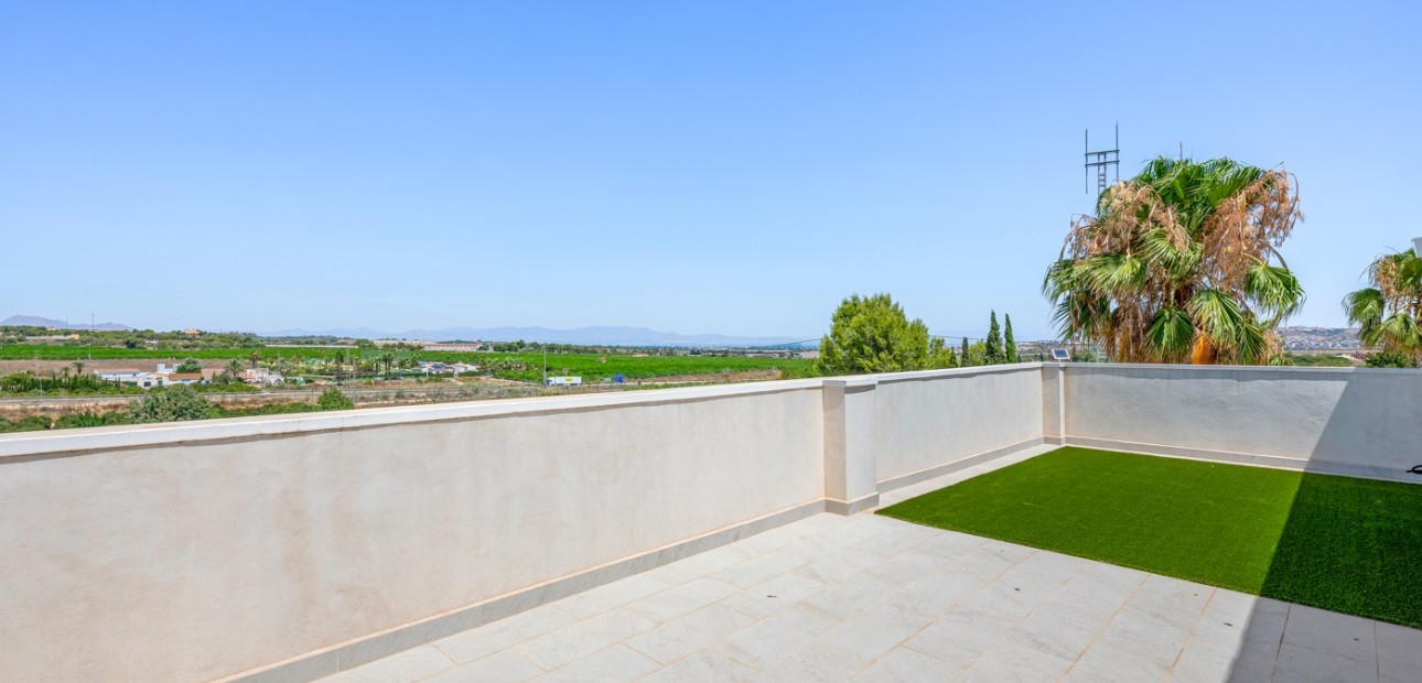 Herverkoop - Country Property -
Los Montesinos - La Herrada