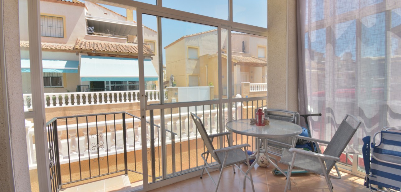 Herverkoop - Quad Villa -
Algorfa - Montebello