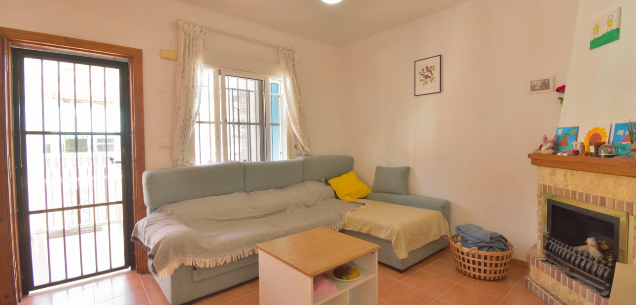 Herverkoop - Quad Villa -
Algorfa - Montebello